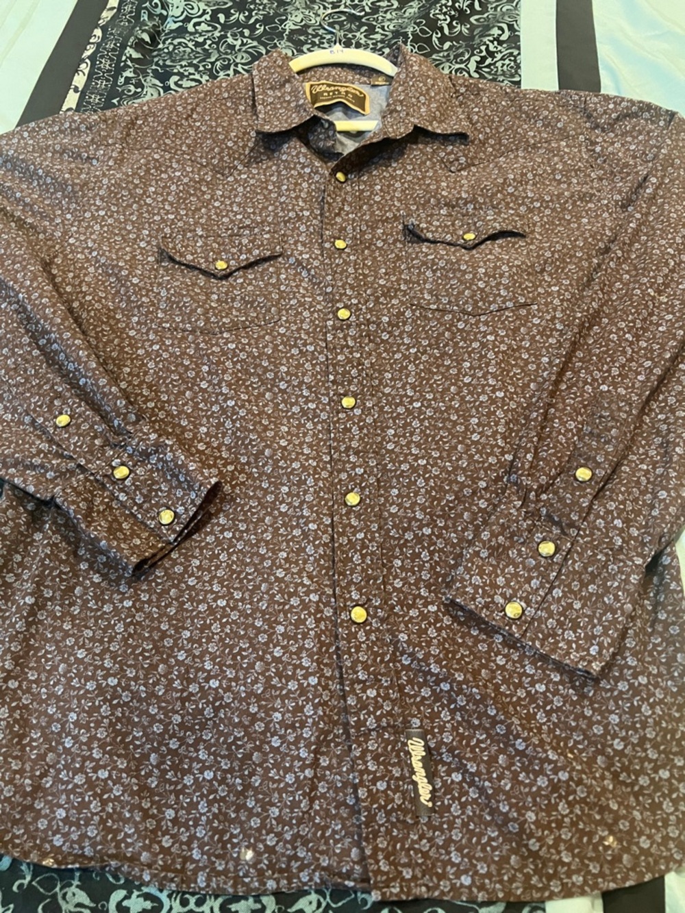 Wrangler RETRO Brown Floral-Print Long-Sleeve Button-Down Shirt - Picture 2 of 7